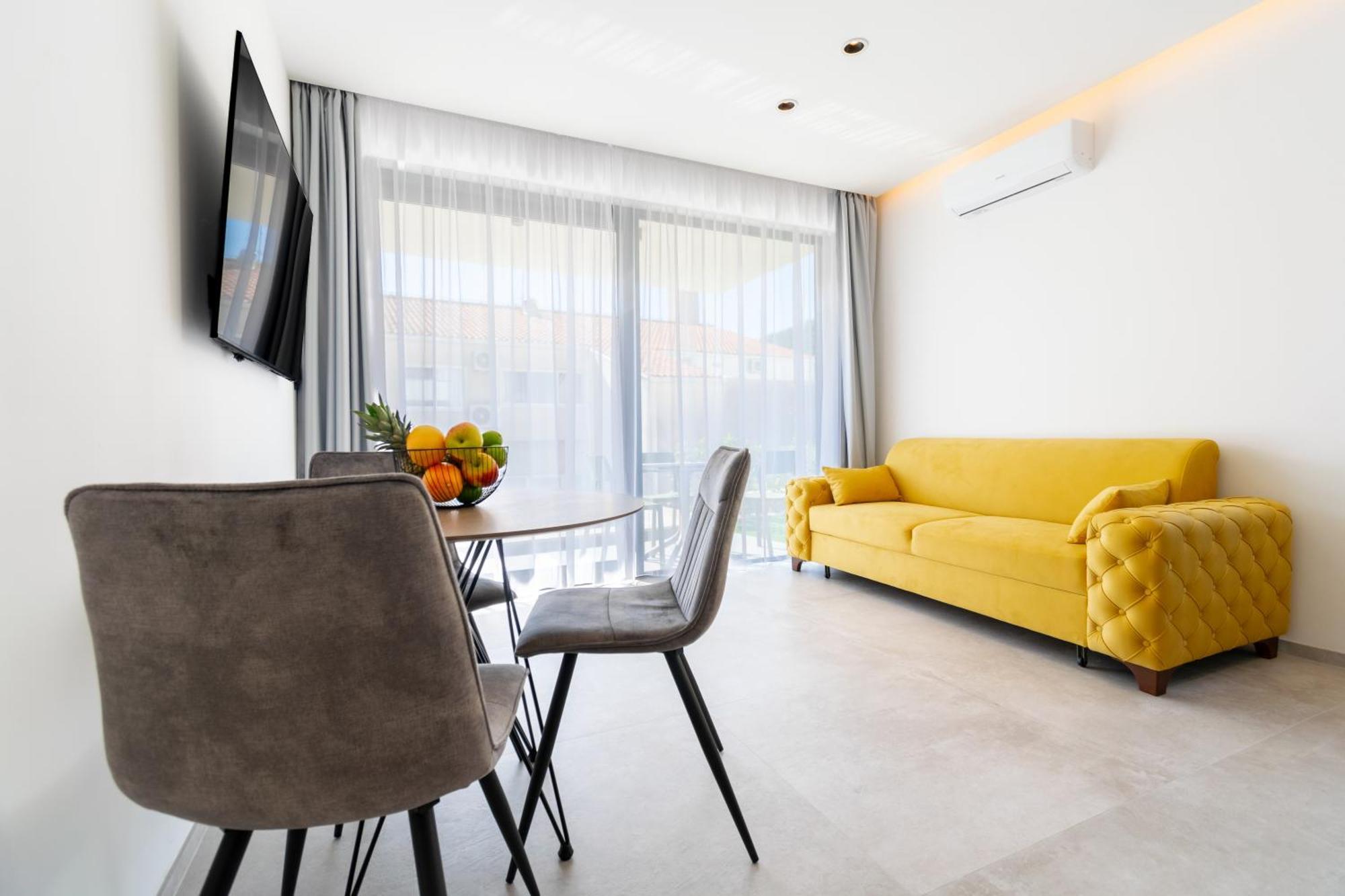 Apartmani Pino 1 Baška Voda Dış mekan fotoğraf